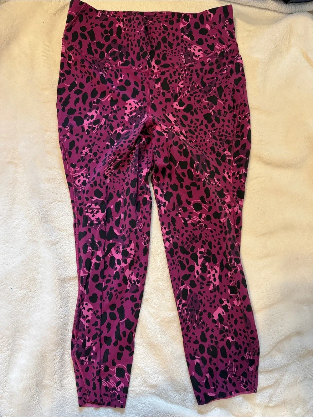 lululemon athletica vibrant animal